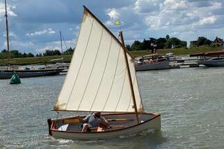 Custom built/Eigenbau Classic Sailing Dinghy BILD 1
