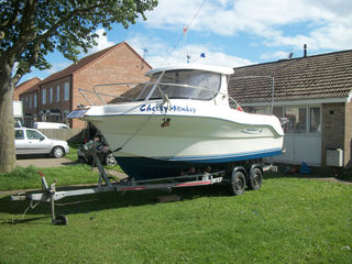 Quicksilver 580 fischerboot BILD 1